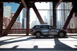 Mazda CX-8 2017 года